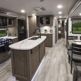 2024 Delta 292RL Interior