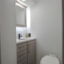 2025 Paradigm 370FB Interior