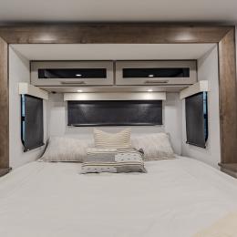 Benchmark 42LFT Interior