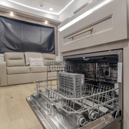 Benchmark 42LFT Interior