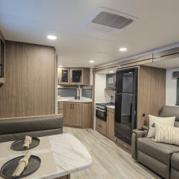 2025 Delta ML226 Interior