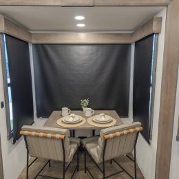 2025 Paradigm 375RD Interior