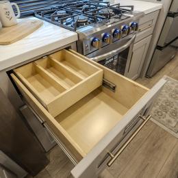 2025 Paradigm 375RD Interior