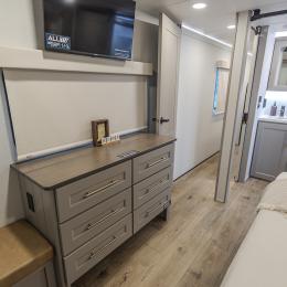 2025 Paradigm 380MP Interior