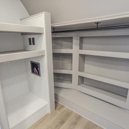 2025 Paradigm 382RK Interior